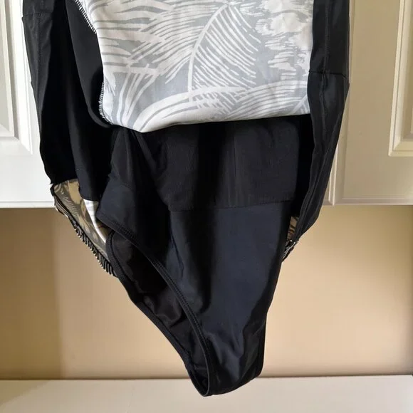 Unbranded Swimdress 1 Piece Adjustable Straps Blk & Wht Tropical Print Size XL - Picture 11 of 12